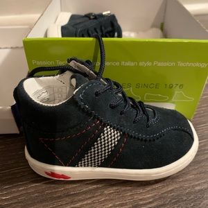 Primigi Baby Walker Shoes